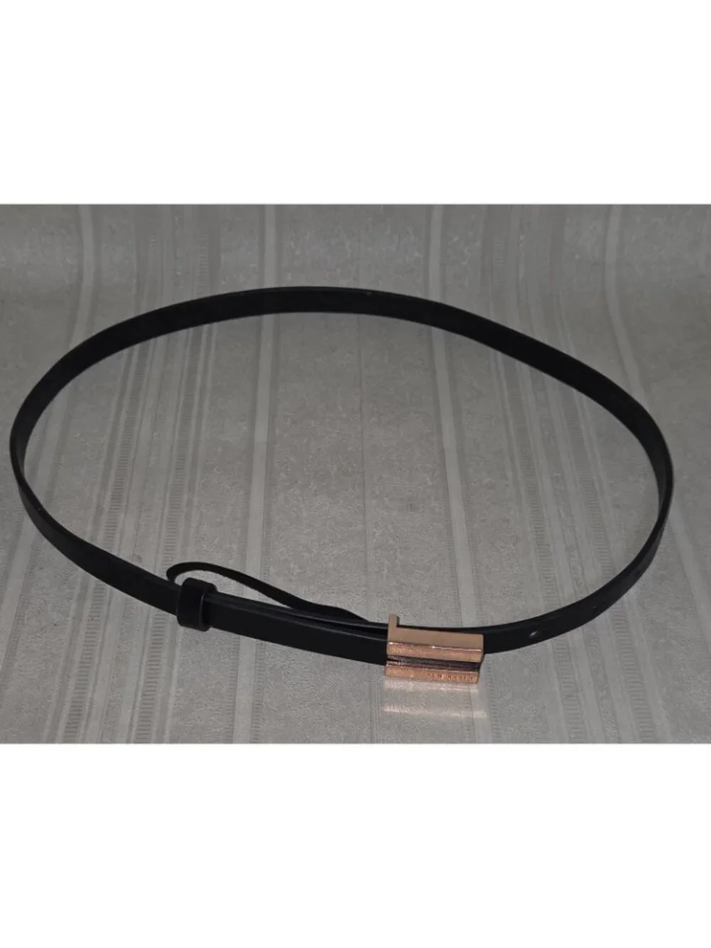 TED BAKER Belt Women Size 1 Black Leather Belt with Pin Buckle